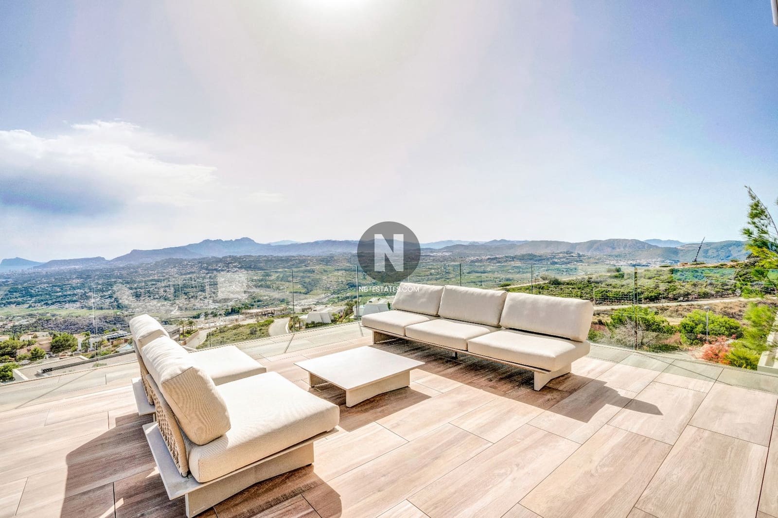 5 bedroom Villa for sale in Cumbre del Sol with pool garage - € 3,250,000 (Ref: 9926338)