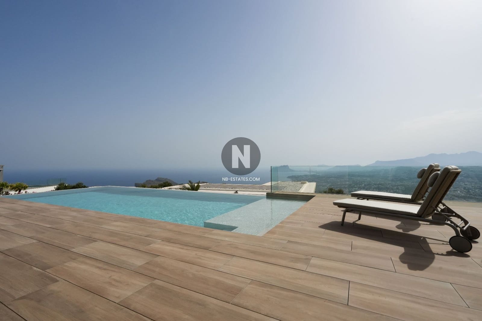 5 bedroom Villa for sale in Cumbre del Sol with pool garage - € 3,250,000 (Ref: 9926338)