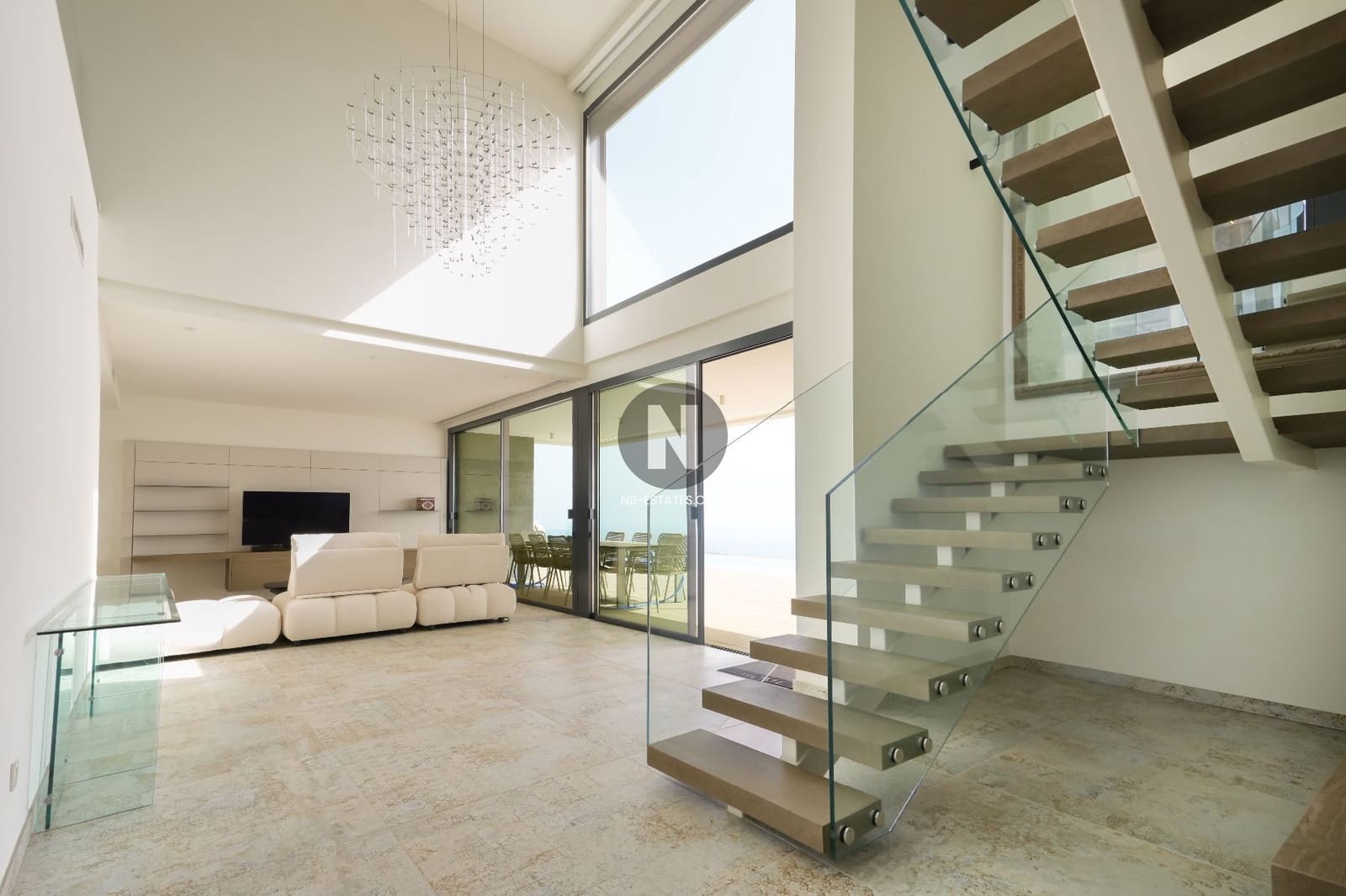 5 bedroom Villa for sale in Cumbre del Sol with pool garage - € 3,250,000 (Ref: 9926338)