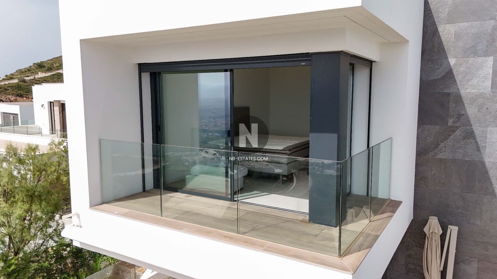5 bedroom Villa for sale in Cumbre del Sol with pool garage - € 3,250,000 (Ref: 9926338)