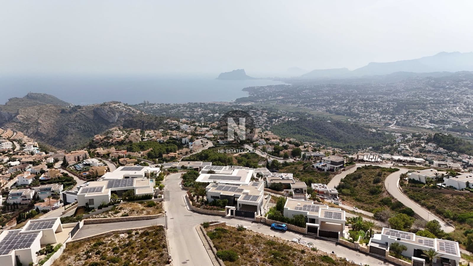 5 bedroom Villa for sale in Cumbre del Sol with pool garage - € 3,250,000 (Ref: 9926338)