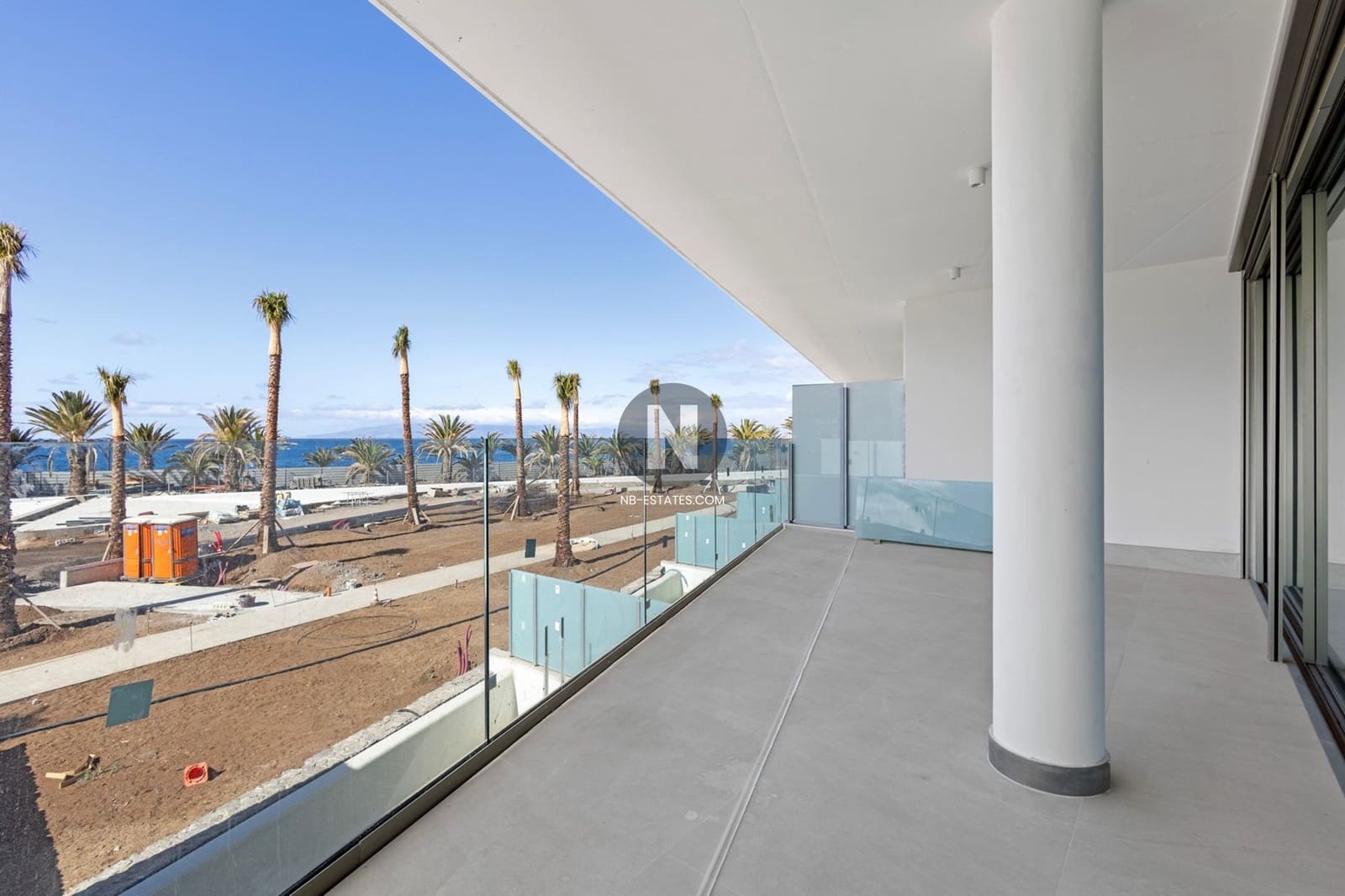 2 bedroom Flat for sale in Playa San Juan with pool garage - € 1,200,000 (Ref: 9928653)