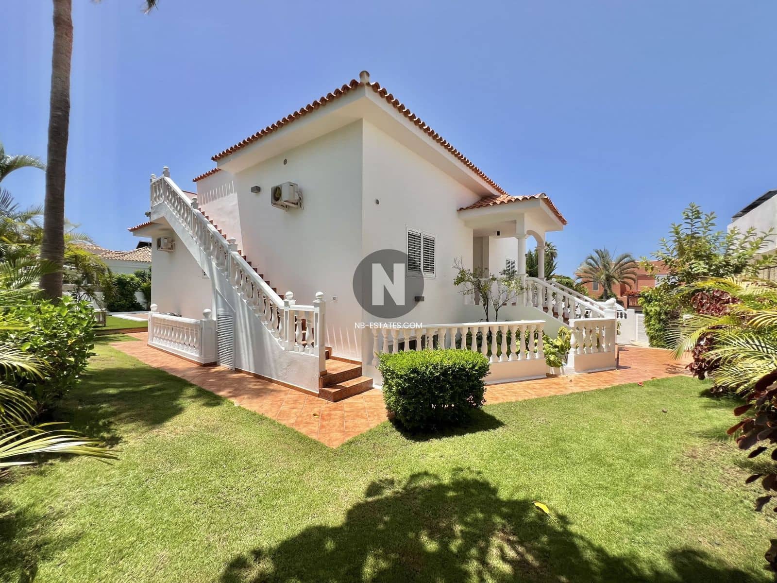 5 camera da letto Villa in vendita in Costa Adeje con piscina garage - 3.300.000 € (Rif: 9928654)