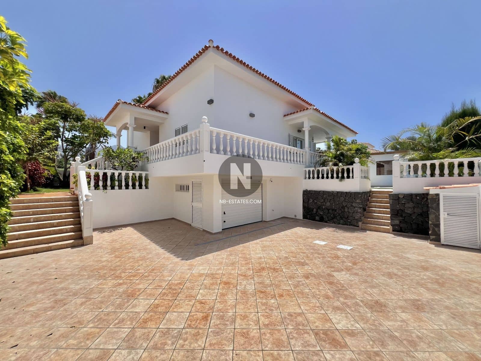 5 camera da letto Villa in vendita in Costa Adeje con piscina garage - 3.300.000 € (Rif: 9928654)