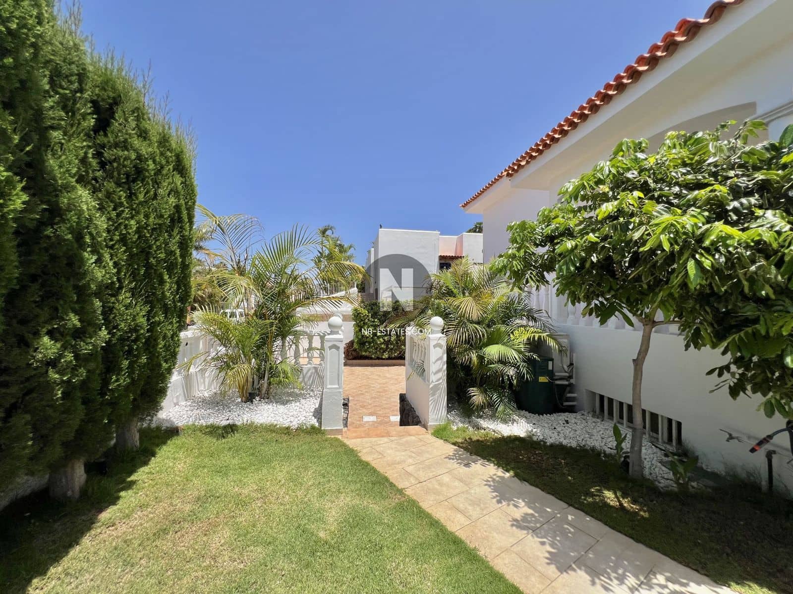 5 camera da letto Villa in vendita in Costa Adeje con piscina garage - 3.300.000 € (Rif: 9928654)