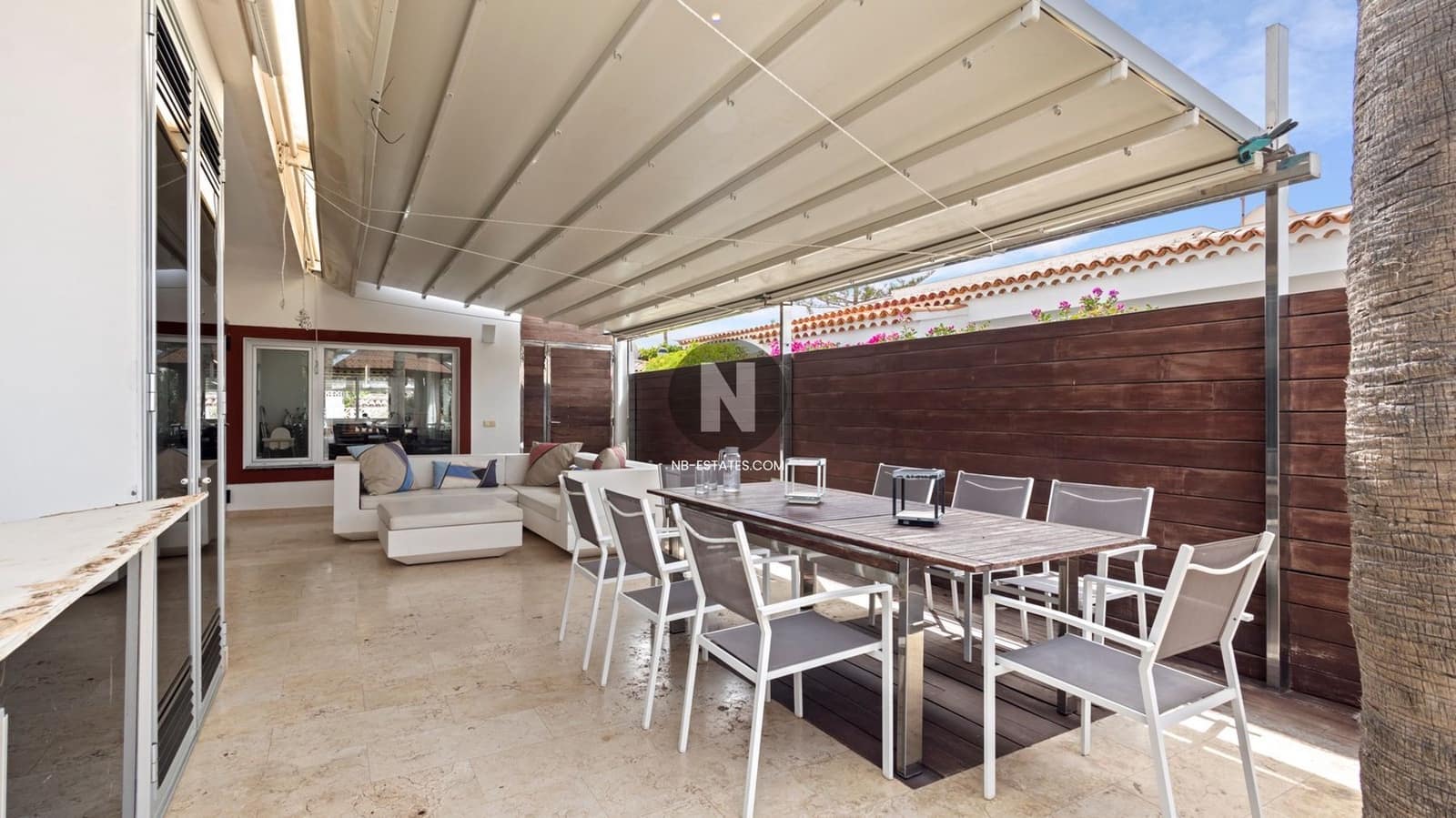 3 bedroom Villa for sale in Costa del Silencio with garage - € 670,000 (Ref: 9935318)