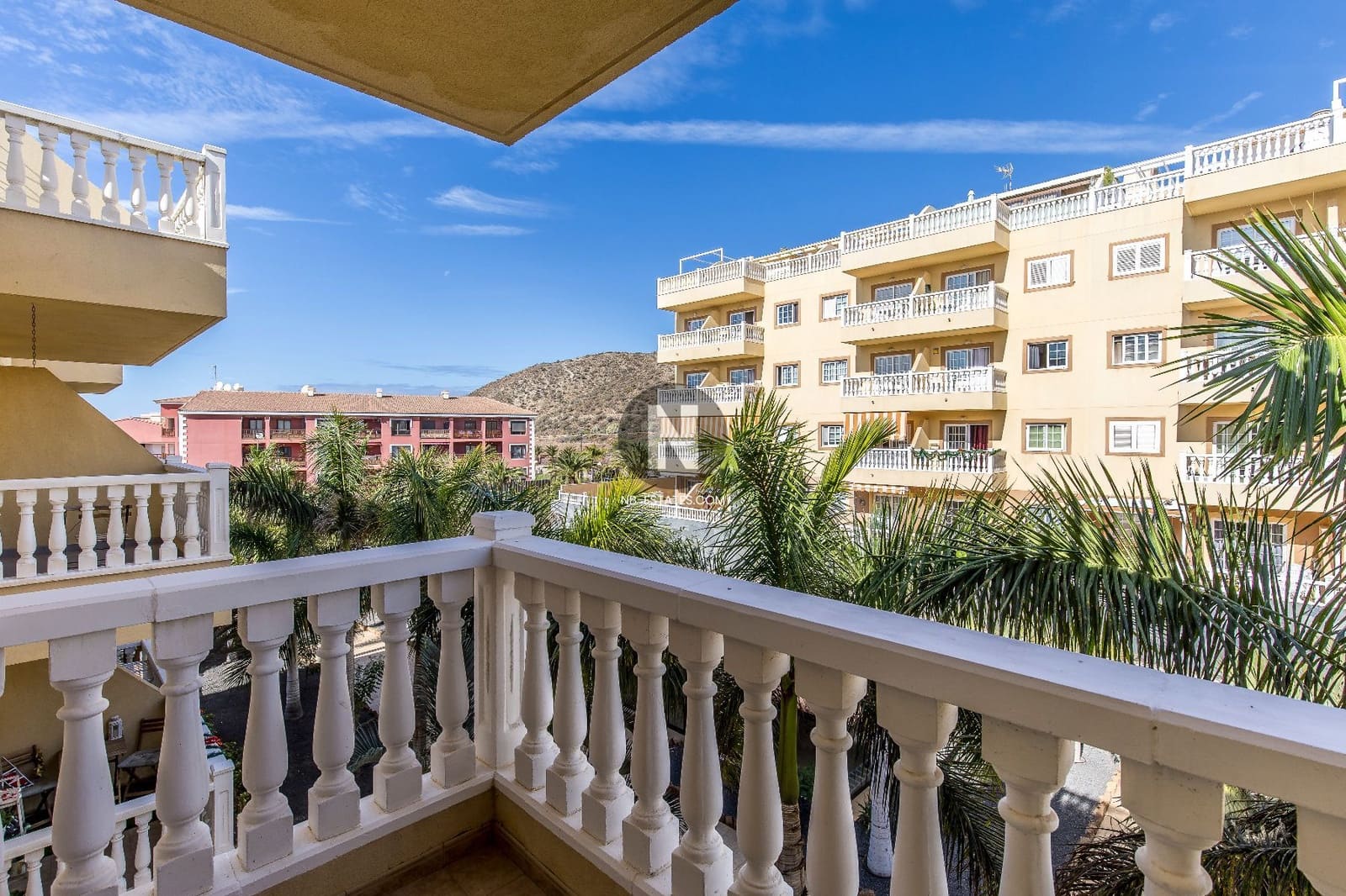 2 soverom Penthouse til salgs i Palm-Mar med svømmebasseng garasje - € 364 000 (Ref: 9937043)