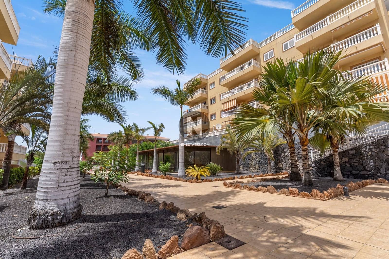 2 soverom Penthouse til salgs i Palm-Mar med svømmebasseng garasje - € 364 000 (Ref: 9937043)