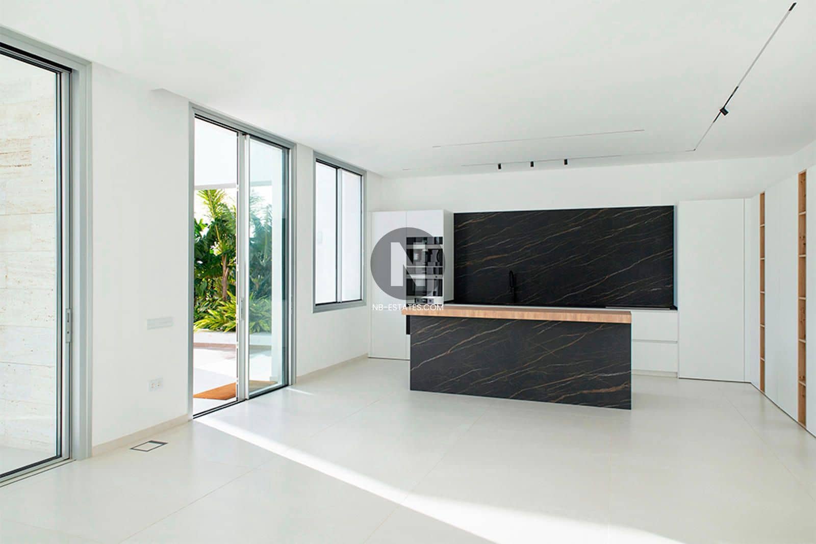 5 sypialnia Willa na sprzedaż w La Caleta Adeje z garażem - 6 350 000 € (Ref: 9943875)