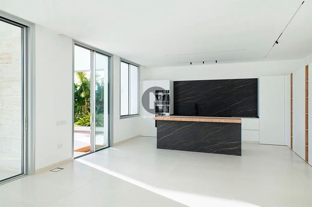 5 soveværelse Villa til salg i La Caleta Adeje, Adeje med garage - € 6.350.000 (Ref: 9943875)