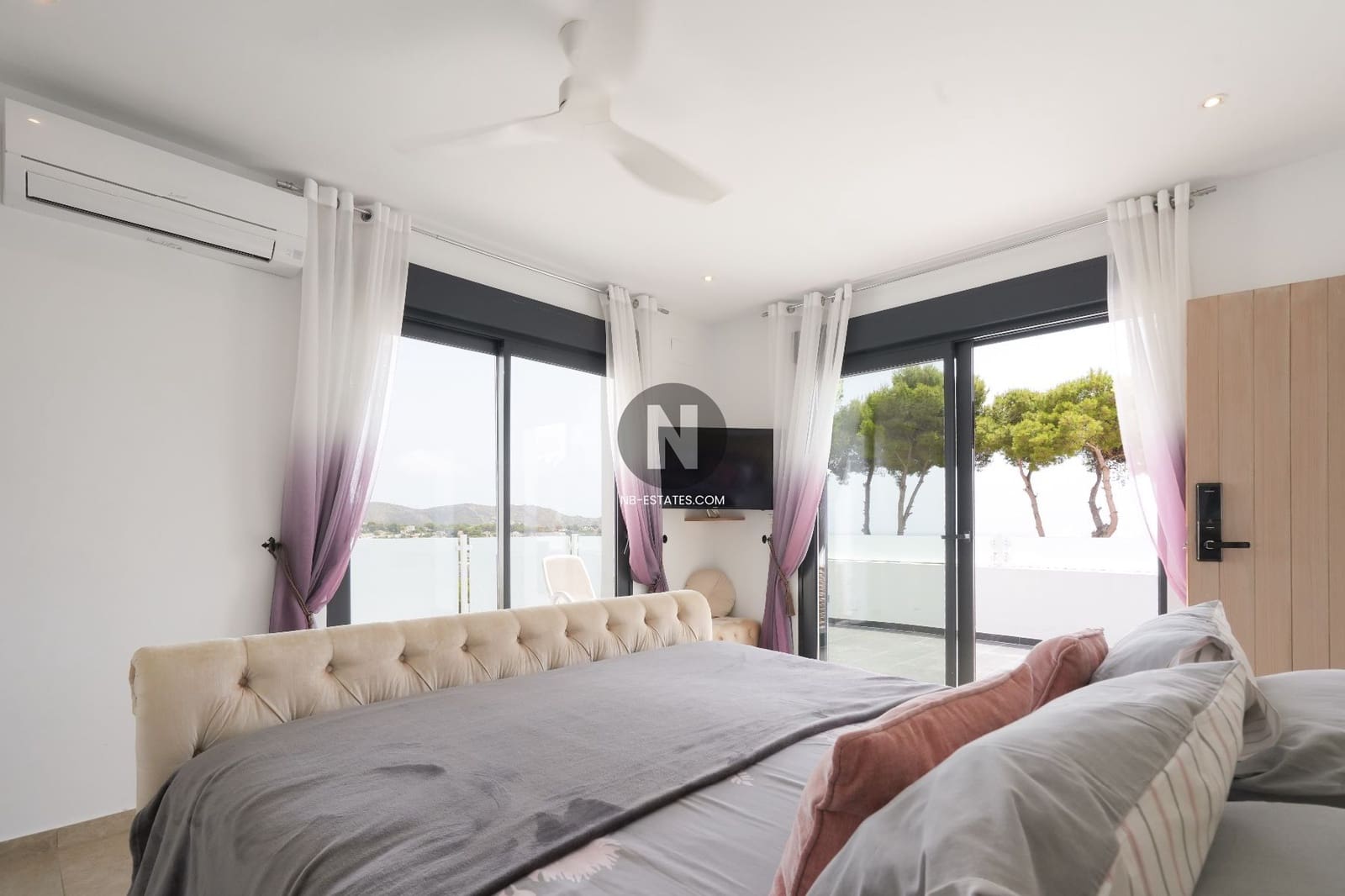 Chalet de 7 habitaciones en Moraira en venta con piscina - 1.599.000 € (Ref: 9977944)