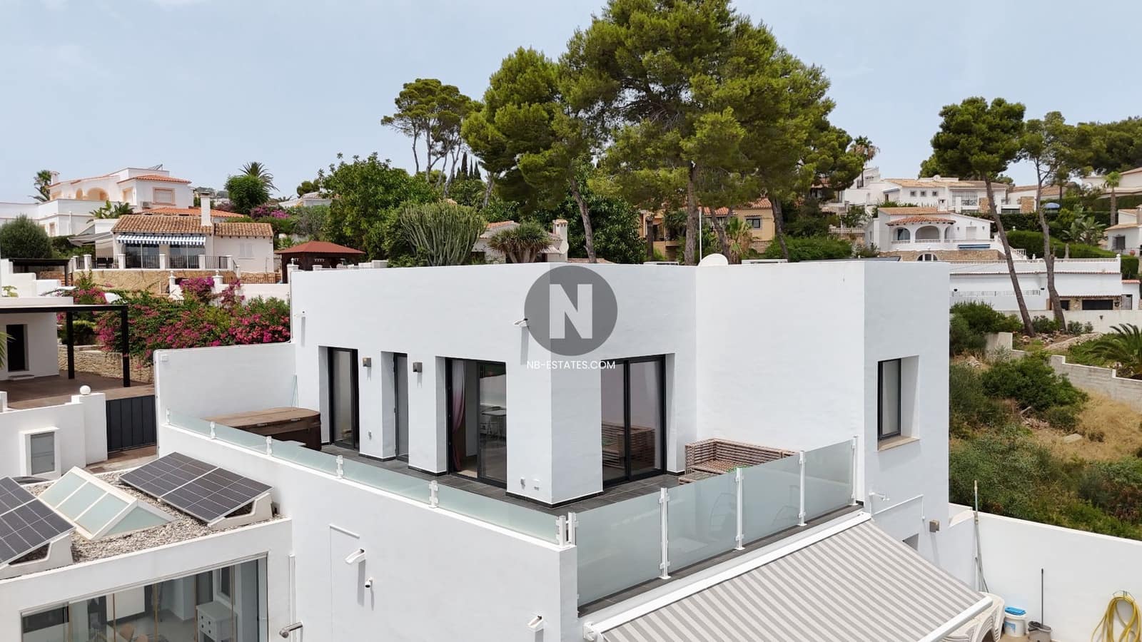 Chalet de 7 habitaciones en Moraira en venta con piscina - 1.599.000 € (Ref: 9977944)