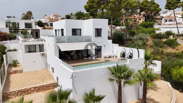 7 soveværelse Villa til salg i Benimeit - Tabaira, Teulada-Moraira med swimmingpool - € 1.599.000 (Ref: 9977944)