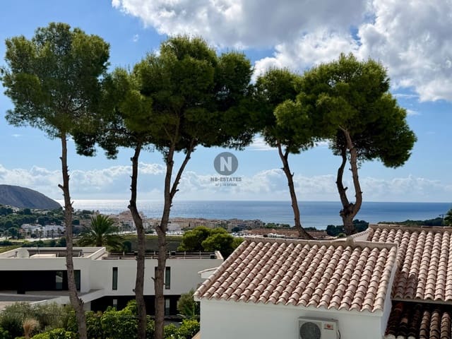 Chalet de 7 habitaciones en Benimeit - Tabaira, Teulada-Moraira en venta con piscina - 1.599.000 € (Ref: 9977944)