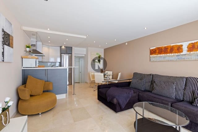 2 sypialnia Dom na sprzedaż w San Eugenio Bajo, Adeje - 710 000 € (Ref: 9986167)