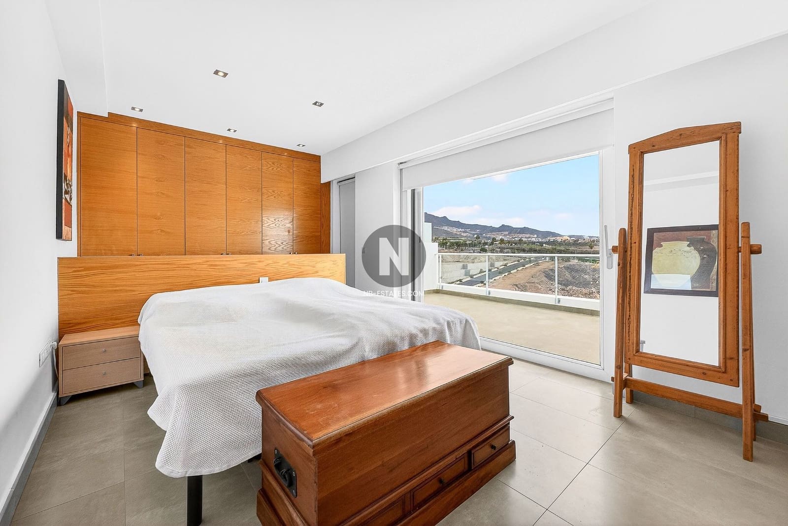3 soveværelse Penthouse til salg i La Caleta Adeje med swimmingpool garage - € 2.795.000 (Ref: 9989932)