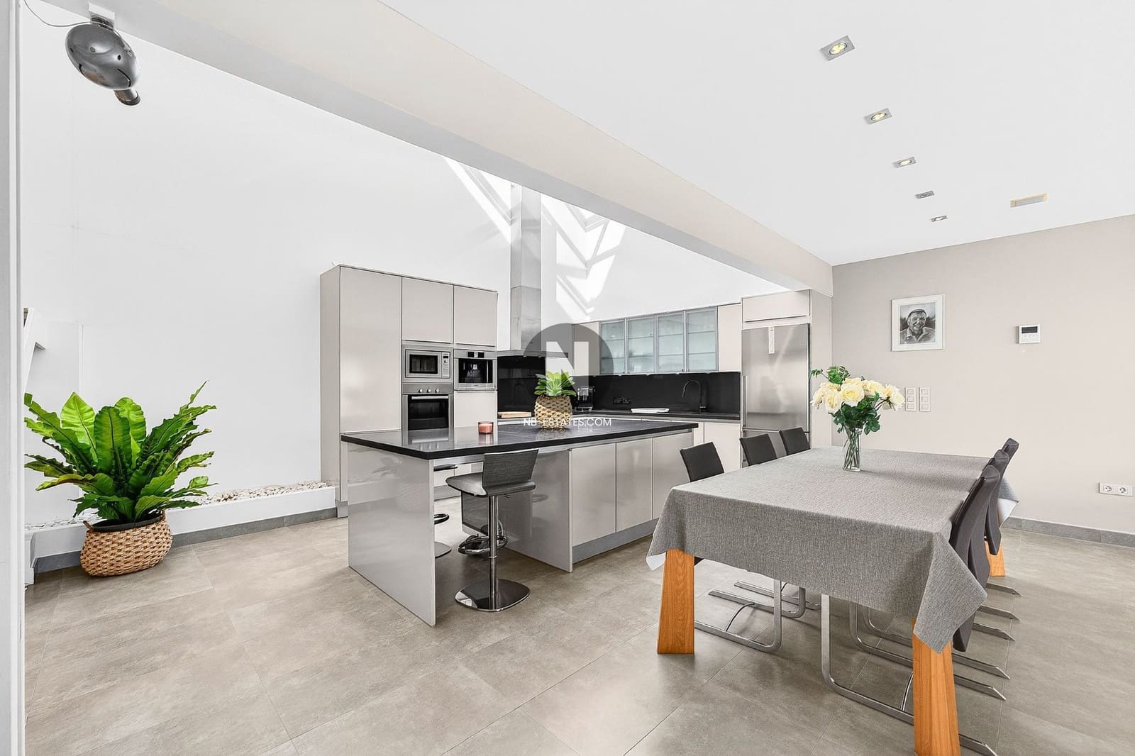 3 soveværelse Penthouse til salg i La Caleta Adeje med swimmingpool garage - € 2.795.000 (Ref: 9989932)