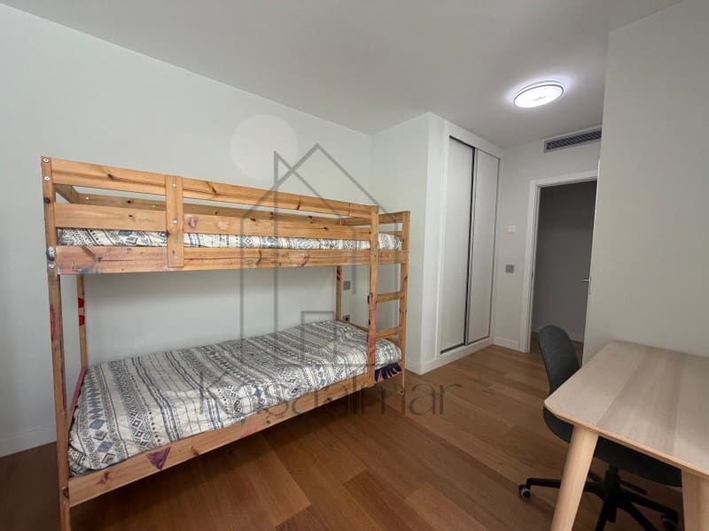 Lejlighed til leje i Las Palmas de Gran Canaria med garage - € 2.800 (Ref: 10003621)