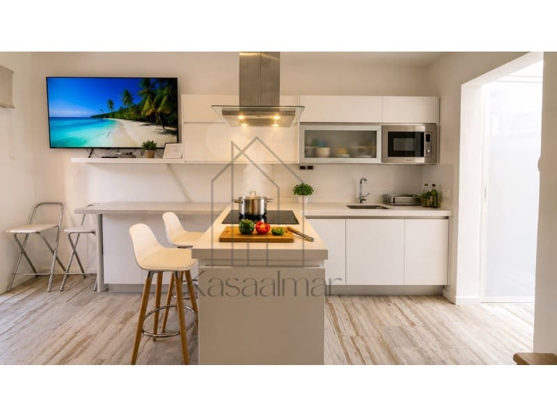 Bungalow de 2 habitaciones en Sonneland en alquiler con piscina - 2.000 € (Ref: 10015248)