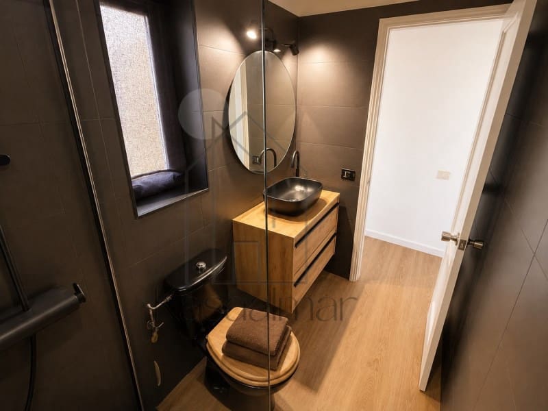 Bungalow de 2 habitaciones en Sonneland en alquiler con piscina - 2.000 € (Ref: 10015248)