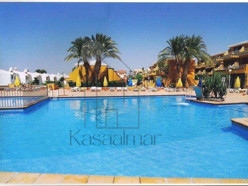 Bungalow de 2 habitaciones en Sonneland en alquiler con piscina - 2.000 € (Ref: 10015248)