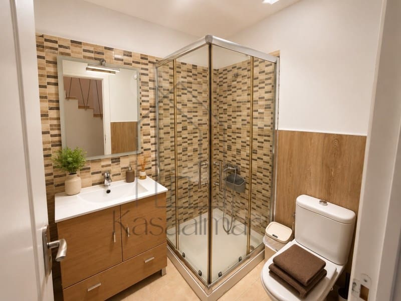 Bungalow de 2 habitaciones en Sonneland en alquiler con piscina - 2.000 € (Ref: 10015248)