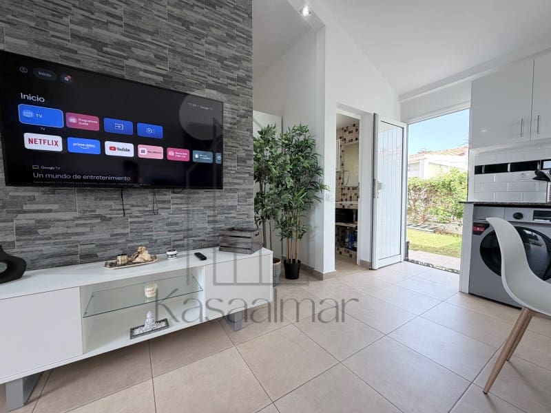 1 soverom Bungalow til leie i Playa del Ingles med svømmebasseng - € 1 600 (Ref: 10025375)