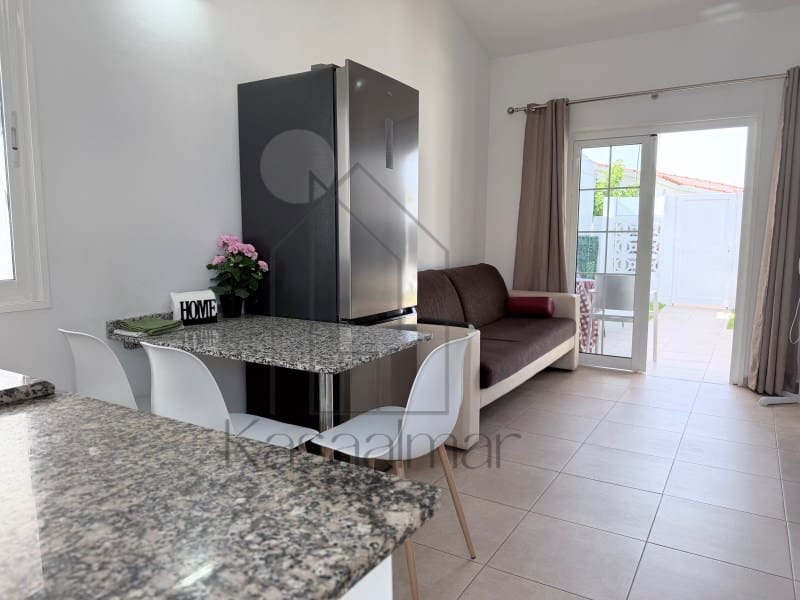1 soverom Bungalow til leie i Playa del Ingles med svømmebasseng - € 1 600 (Ref: 10025375)