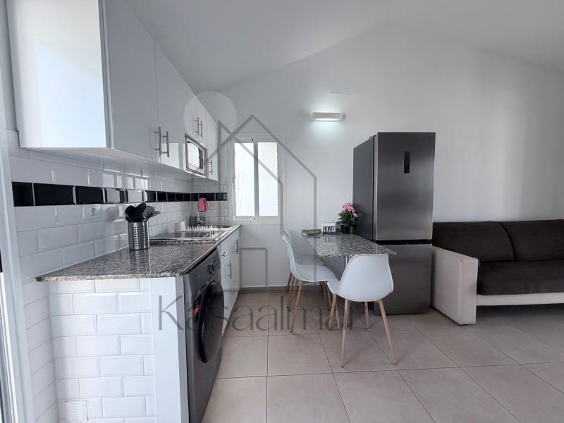 1 soverom Bungalow til leie i Playa del Ingles med svømmebasseng - € 1 600 (Ref: 10025375)