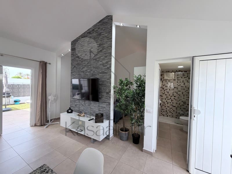 1 soverom Bungalow til leie i Playa del Ingles med svømmebasseng - € 1 600 (Ref: 10025375)