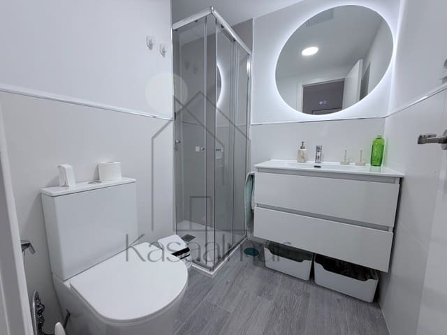 1 makuuhuone Huoneisto vuokrattavana paikassa Playa del Inglés, San Bartolomé de Tirajana mukana uima-altaan - 1 200 € (Ref: 10044731)