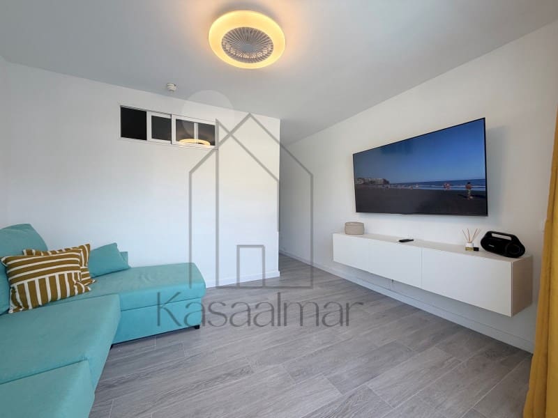 1 makuuhuone Huoneisto vuokrattavana paikassa Playa del Ingles mukana uima-altaan - 1 200 € (Ref: 10044731)