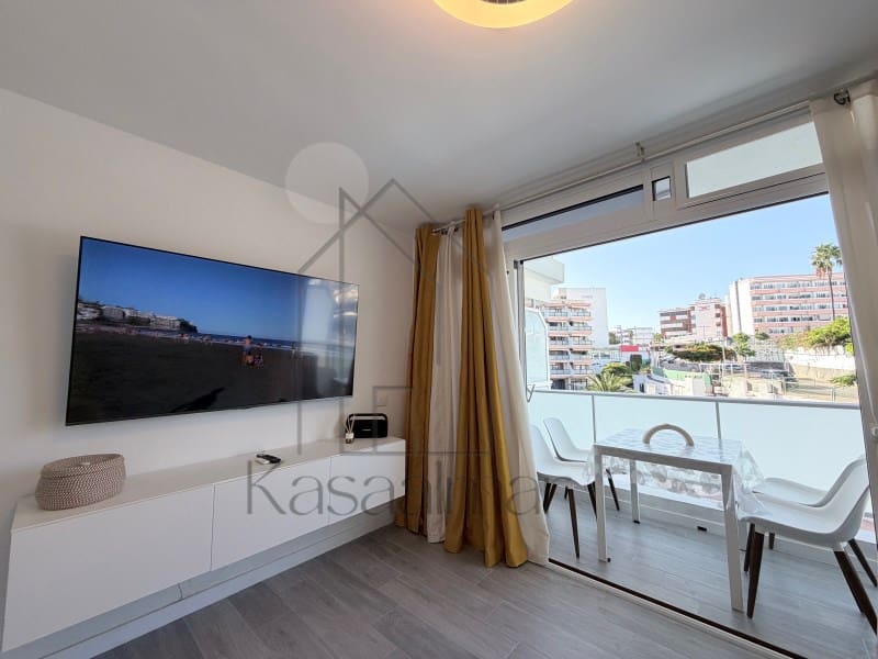 1 makuuhuone Huoneisto vuokrattavana paikassa Playa del Ingles mukana uima-altaan - 1 200 € (Ref: 10044731)
