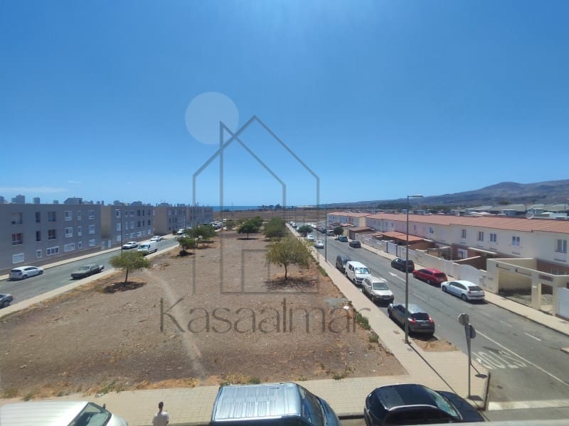 2 makuuhuone Huoneisto vuokrattavana paikassa San Bartolome de Tirajana - 850 € (Ref: 10047048)