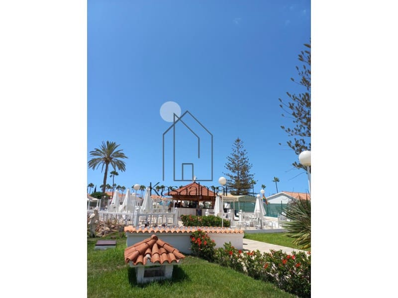 Bungalow de 1 chambre à louer à Playa del Ingles avec piscine garage - 1 500 € (Ref: 10086055)