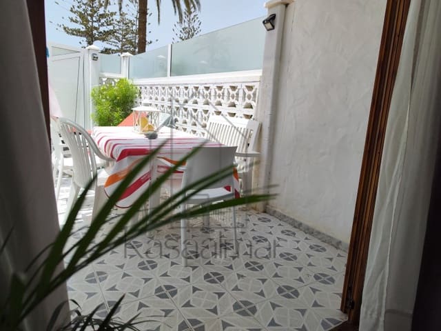 Bungalow de 1 chambre à louer à Playa del Inglés, San Bartolomé de Tirajana avec piscine garage - 1 500 € (Ref: 10086055)