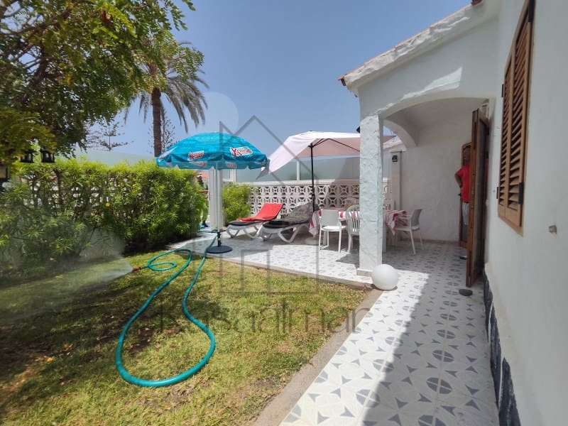 Bungalow de 1 chambre à louer à Playa del Ingles avec piscine garage - 1 500 € (Ref: 10086055)