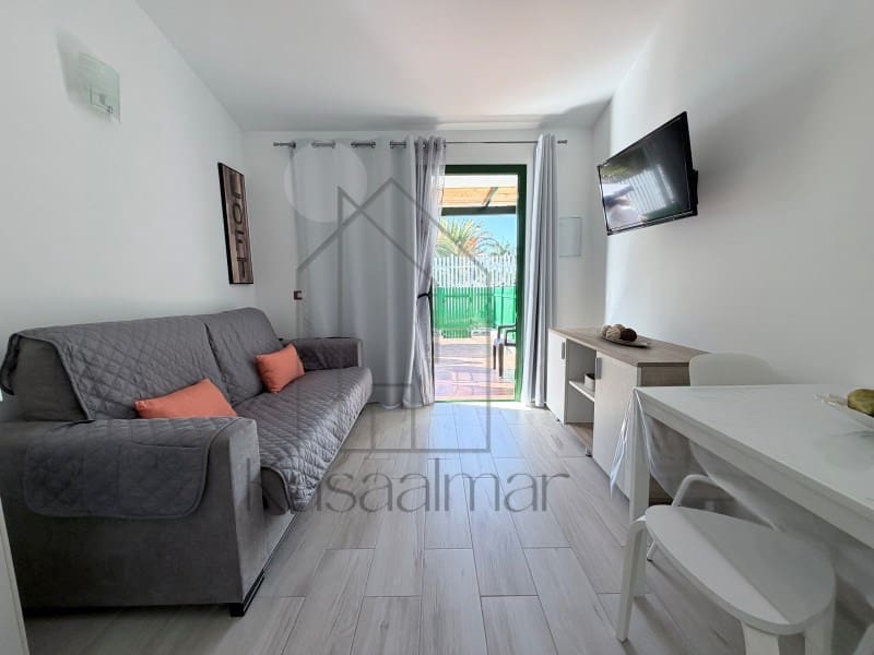 1 bedroom Bungalow for rent in San Bartolome de Tirajana with pool - € 1,400 (Ref: 10151088)