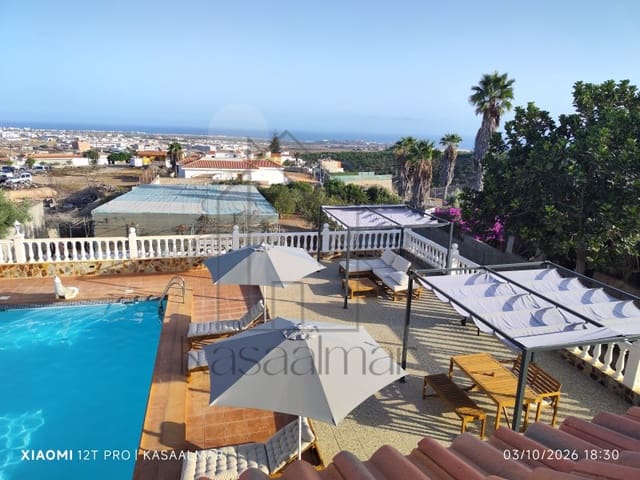 2 Zimmer Villa zu vermieten in El Salobre, San Bartolomé de Tirajana mit Pool - 2.400 € (Ref: 10153643)