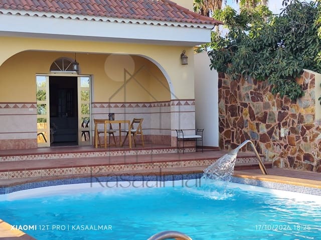 2 soverom Villa til leie i El Salobre, San Bartolomé de Tirajana med svømmebasseng - € 2 400 (Ref: 10153643)
