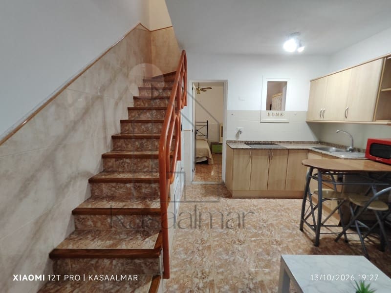 2 quarto Bungalow para arrendar em San Bartolome de Tirajana com piscina - 1 400 € (Ref: 10154908)