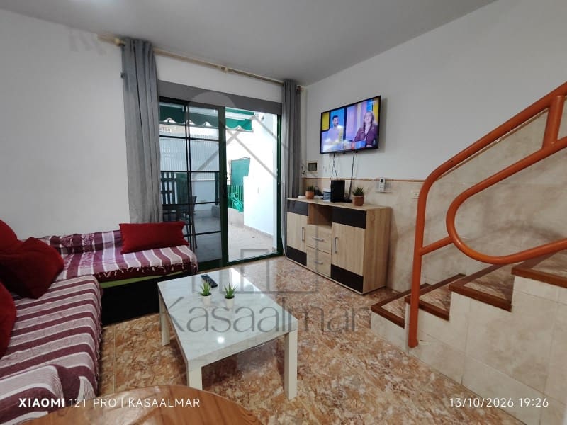 2 quarto Bungalow para arrendar em San Bartolome de Tirajana com piscina - 1 400 € (Ref: 10154908)