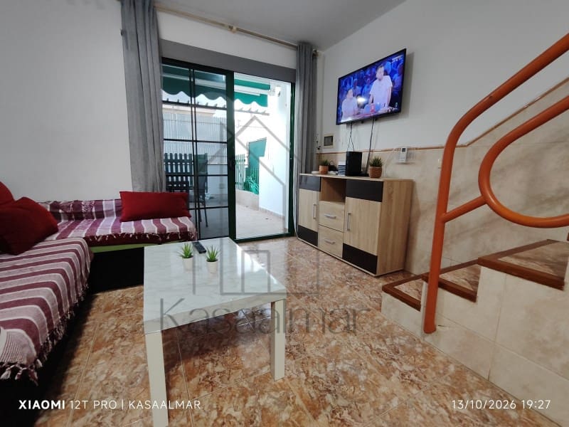 2 quarto Bungalow para arrendar em San Bartolome de Tirajana com piscina - 1 400 € (Ref: 10154908)