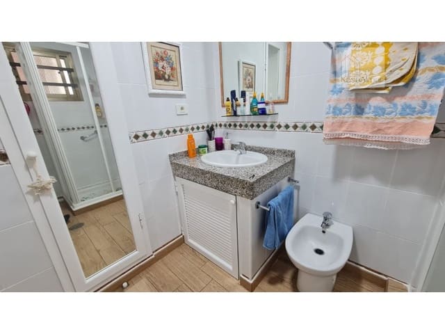 1 bedroom Apartment for rent in Playa del Inglés, San Bartolomé de Tirajana - € 1,000 (Ref: 7500740)