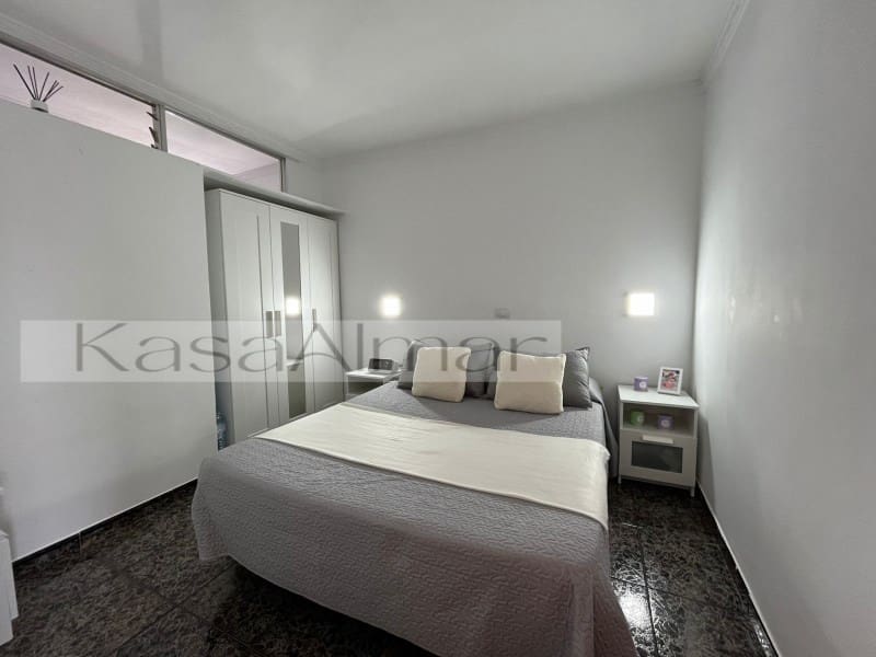 2 bedroom Apartment for rent in San Bartolome de Tirajana with pool - € 1,000 (Ref: 7692769)