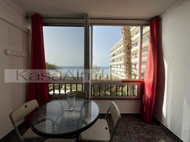 2 bedroom Apartment for rent in San Bartolome de Tirajana with pool - € 1,000 (Ref: 7692769)