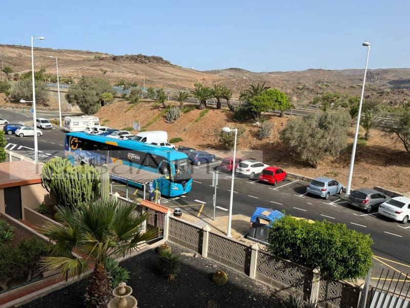 2 bedroom Apartment for rent in San Bartolome de Tirajana with pool - € 1,000 (Ref: 7692769)