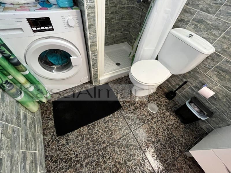 2 bedroom Apartment for rent in San Bartolome de Tirajana with pool - € 1,000 (Ref: 7692769)