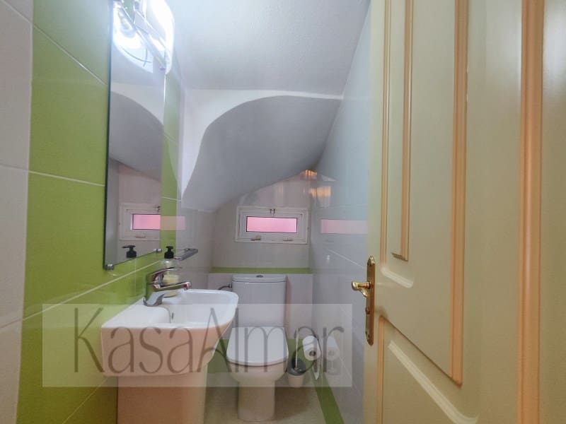 1 soverom Leilighet til leie i Salobre Golf med svømmebasseng garasje - € 1 200 (Ref: 7833245)