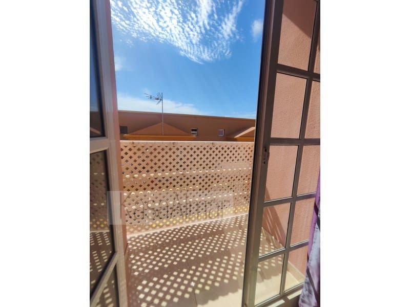 1 soverom Leilighet til leie i Salobre Golf med svømmebasseng garasje - € 1 200 (Ref: 7833245)